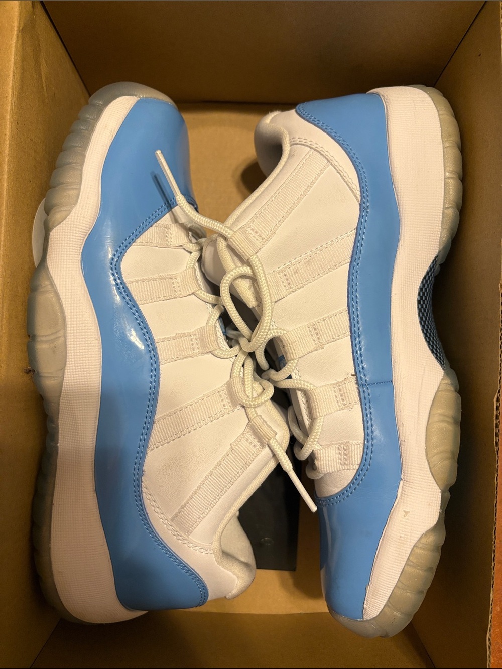 Jordan Low Top Sneakers White and Light Blue